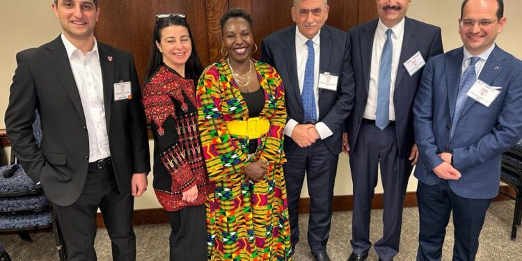 الأردنية” تبحث تعزيز النشر العلمي لأعضاء هيئتها التدريسية