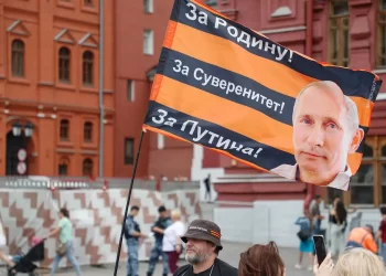 تطورات الحرب الروسية الأوكرانية: زعيم واجنر يصل إلى بيلاروس، حسب وسائل الإعلام الرسمية