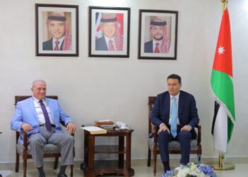 رئيس مجلس النواب يؤكد دعم المجلس للصحف الورقية