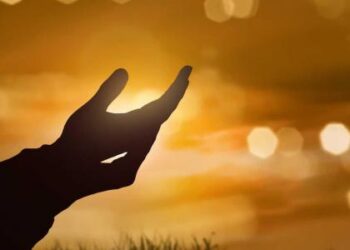 “دعاء للمهموم في يوم الجمعة”