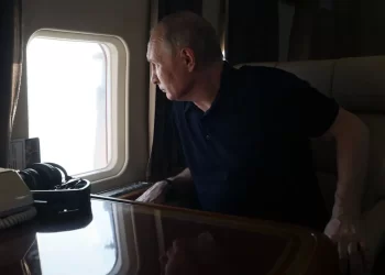 بعد الثورة المسلحة، بوتين يحاول تعزيز دفاعاته