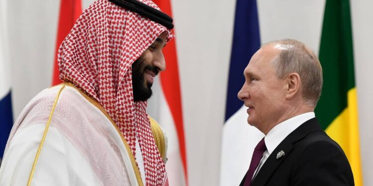 تعاون سعودي روسي جديد: تقليصات كبيرة في إمدادات النفط