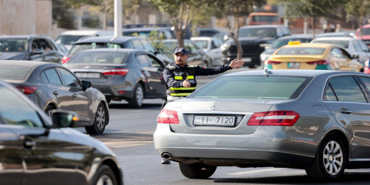 إشارات ضوئية على دوار الشميساني اعتبارا من الجمعة