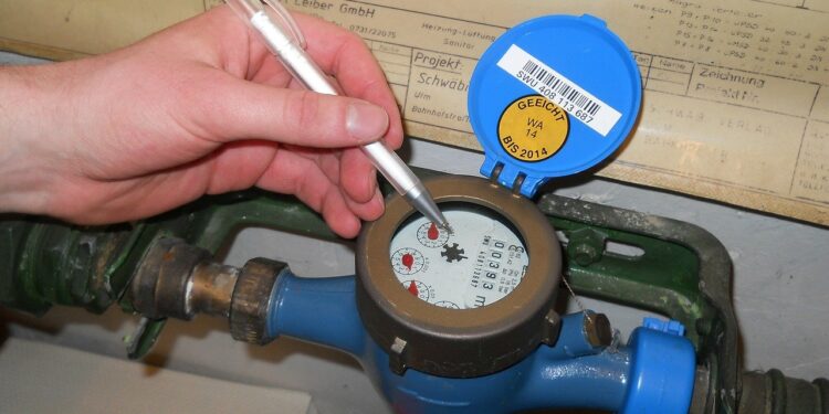 النجار: توجه لرفع تعرفة المياه العام المقبل