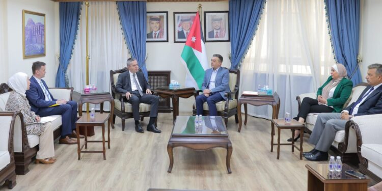 خارجية النواب” تبحث والسفير الهنغاري تعزيز التعاون