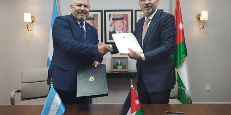 مذكرة لإنشاء آلية للمشاورات السياسية بين الأردن وهندوراس