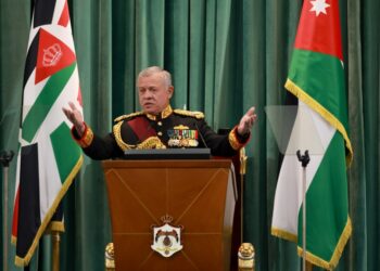 لفتة ملكية لمنتسبي الجيش والأجهزة الأمنية خلال خطبة العرش