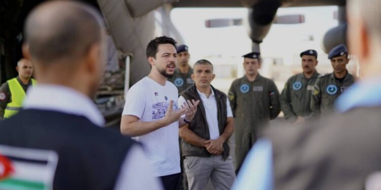 ولي العهد يحذر من سياسة العقاب التي تنتهجها إسرائيل في حربها على غزة ولي العهد: قطع المياه والدواء والغذاء والكهرباء غير مقبول وغير إنساني