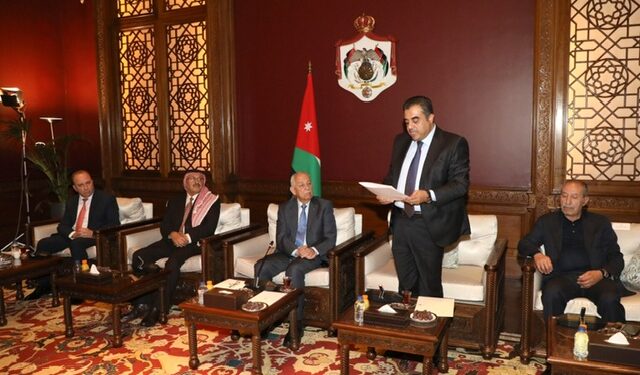 العيسوي يلتقي لجنة فلسطين النيابية