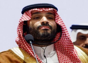 ولي العهد السعودي يجدد دعوته لوقف إطلاق النار في غزة