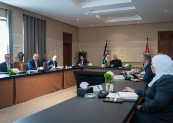 2023 عام جديد بمواجهة تَّرهل القطاع العام.. والملك يتابع على مدار العام