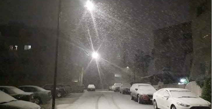 مناطق في عمان قد تشهد تساقط زخات ثلجية في الساعات القادمة زخات ثلجية متوقعة في هذه المناطق بالأردن