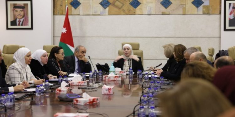 وزيرة التنمية الاجتماعية تترأس اجتماع اللجنة الوزارية لتمكين المرأة
