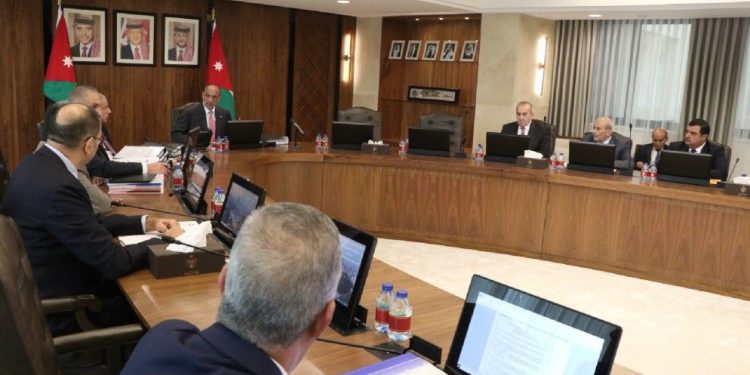 مجلس الوزراء يقر نظاما معدلا لنظام ترخيص مؤسسات النشر والإعلان